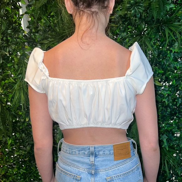 TIGER MIST- white crop top - Picture 2 of 5